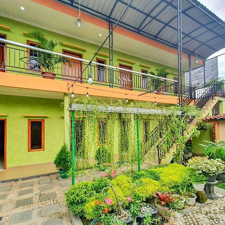 Reddoorz Syariah At Graha Adi Karya Kartasura Hotel Kartosuro Exterior foto
