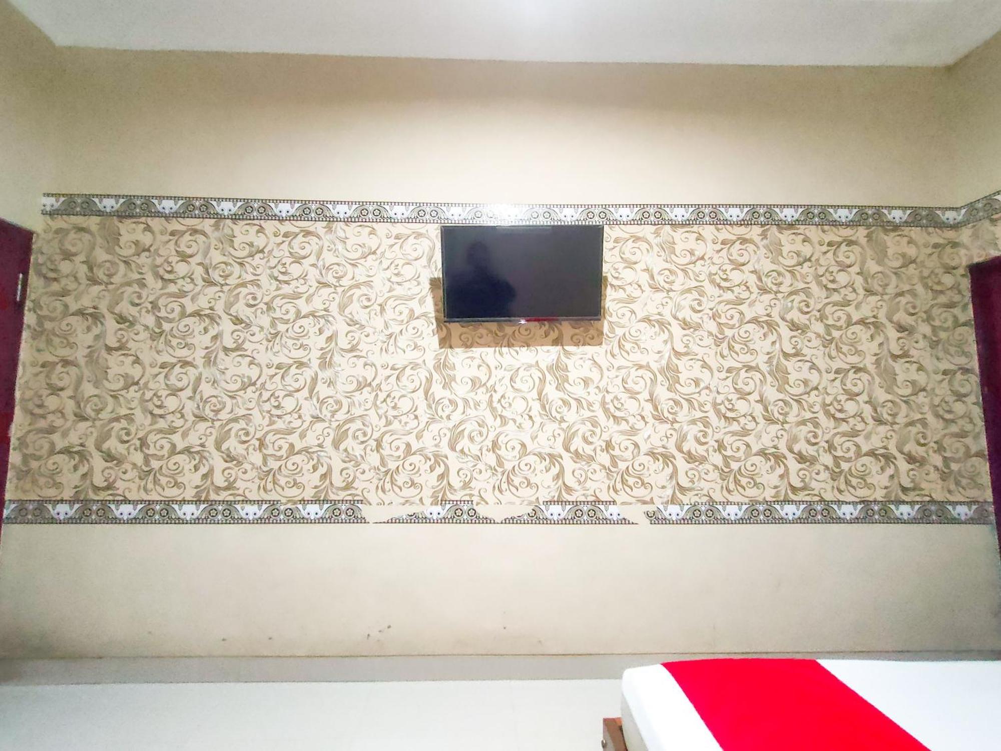 Reddoorz Syariah At Graha Adi Karya Kartasura Hotel Kartosuro Exterior foto