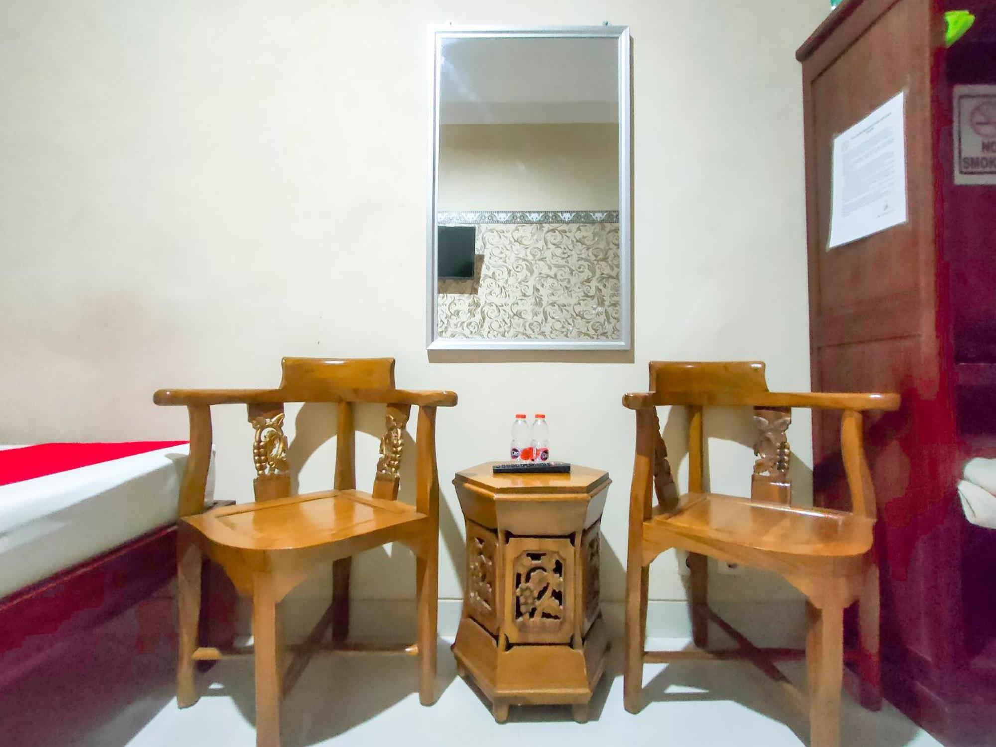 Reddoorz Syariah At Graha Adi Karya Kartasura Hotel Kartosuro Exterior foto