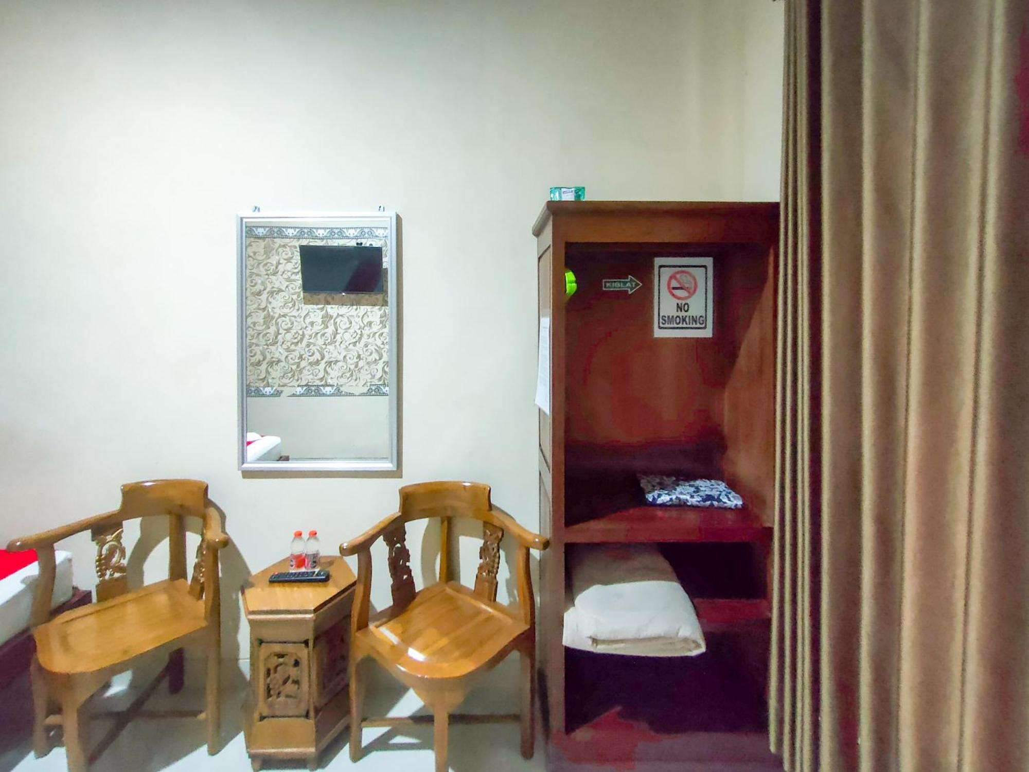 Reddoorz Syariah At Graha Adi Karya Kartasura Hotel Kartosuro Exterior foto